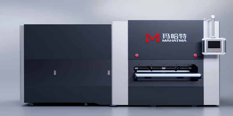Automatic deburring machine
